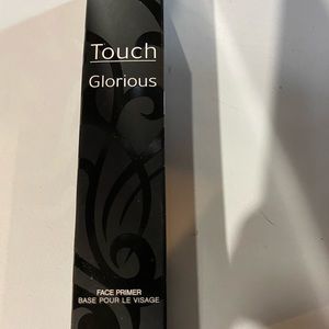 Younique touch glorious face primer